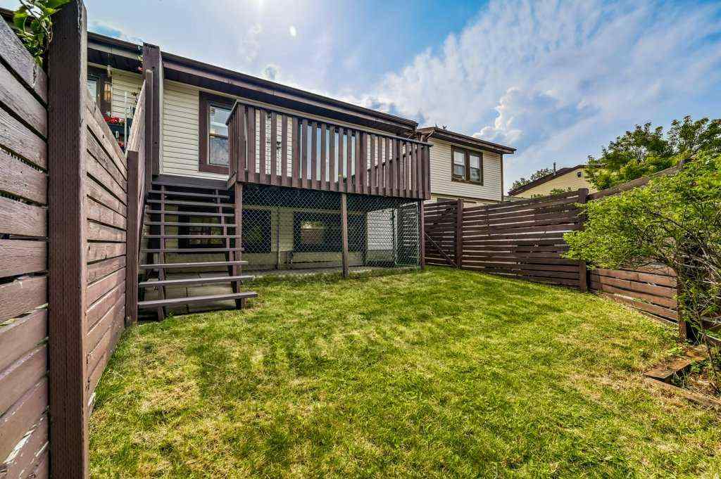 MLS® A2242115 - 1322 Ranchlands Way NW in Ranchlands Calgary, Residential