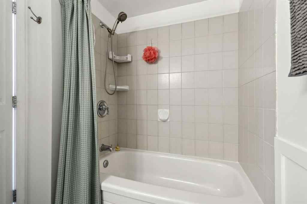 MLS® A2242116 - 311 Fonda Way SE in Forest Heights Calgary, Residential