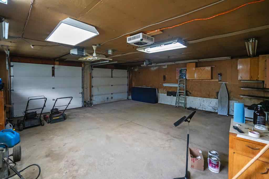 MLS® A2242119 - 2 Montclare Avenue  in Mount Pleasant Camrose, Residential