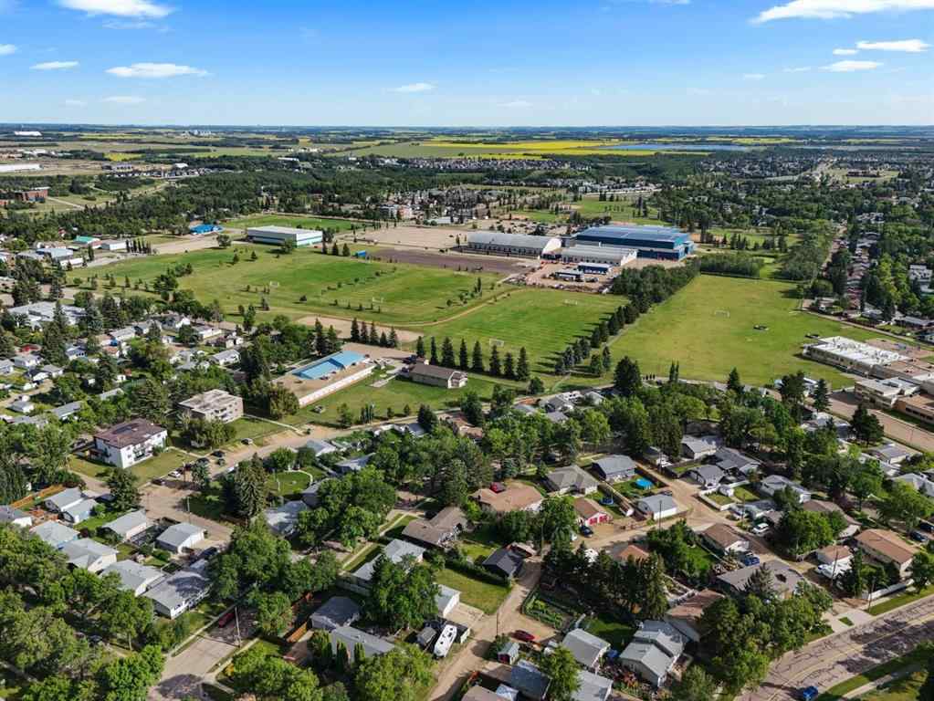 MLS® A2242119 - 2 Montclare Avenue  in Mount Pleasant Camrose, Residential