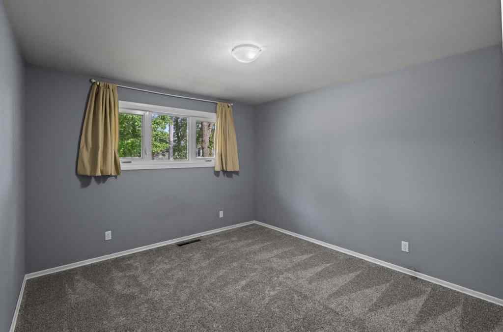 MLS® A2242119 - 2 Montclare Avenue  in Mount Pleasant Camrose, Residential