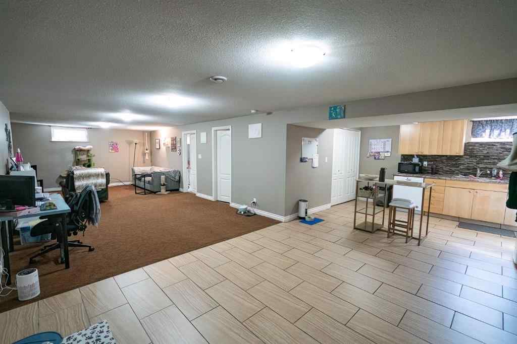 MLS® A2242119 - 2 Montclare Avenue  in Mount Pleasant Camrose, Residential
