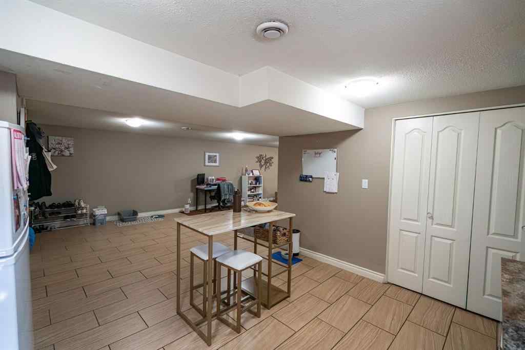 MLS® A2242119 - 2 Montclare Avenue  in Mount Pleasant Camrose, Residential