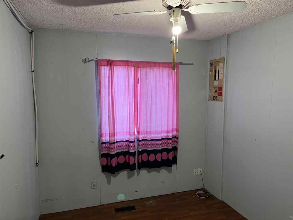 MLS® A2242125 - 9913 80 Avenue  in North End Peace River, Residential