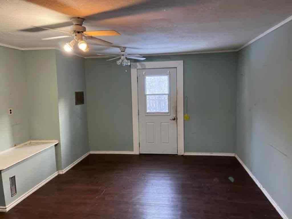 MLS® A2242125 - 9913 80 Avenue  in North End Peace River, Residential