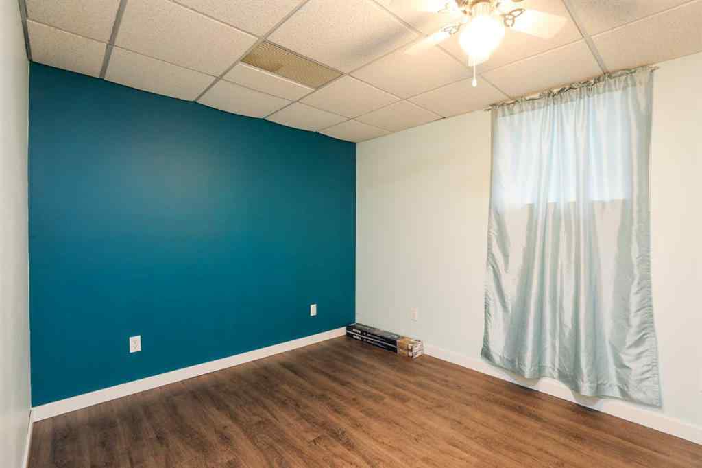 MLS® A2242130 - 3 Temple Boulevard W in Varsity Village Lethbridge, Residential
