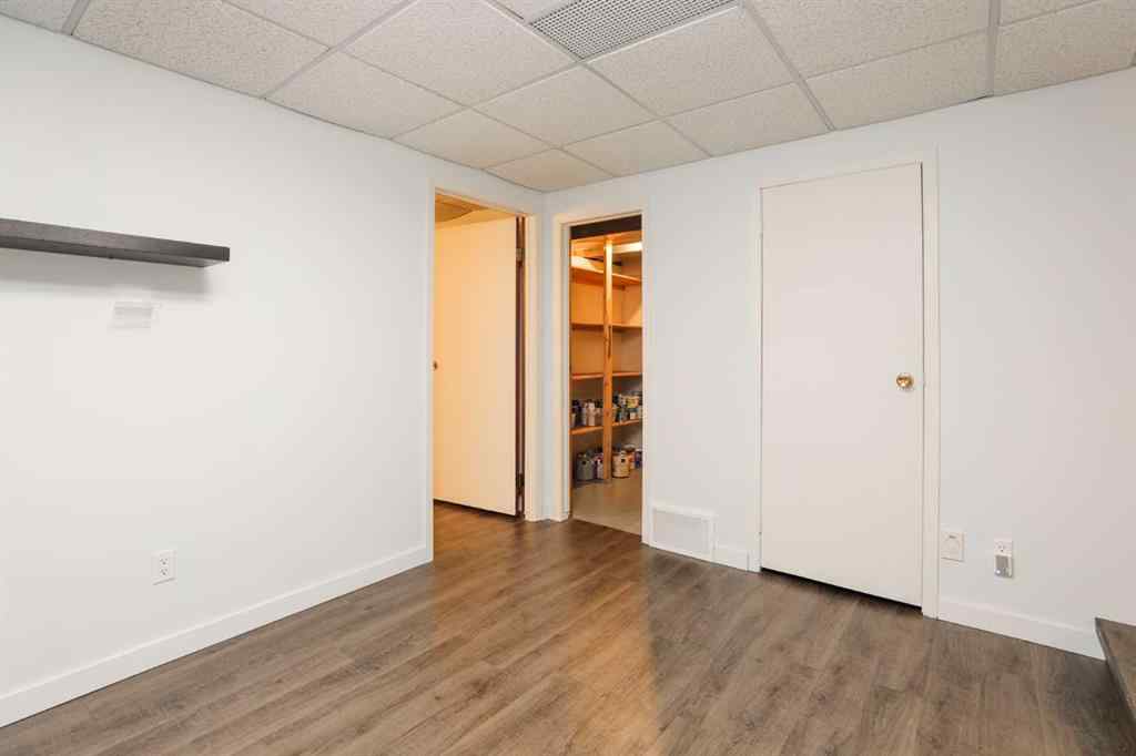 MLS® A2242130 - 3 Temple Boulevard W in Varsity Village Lethbridge, Residential