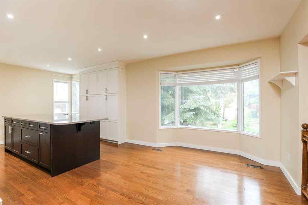 MLS® A2242130 - 3 Temple Boulevard W in Varsity Village Lethbridge, Residential