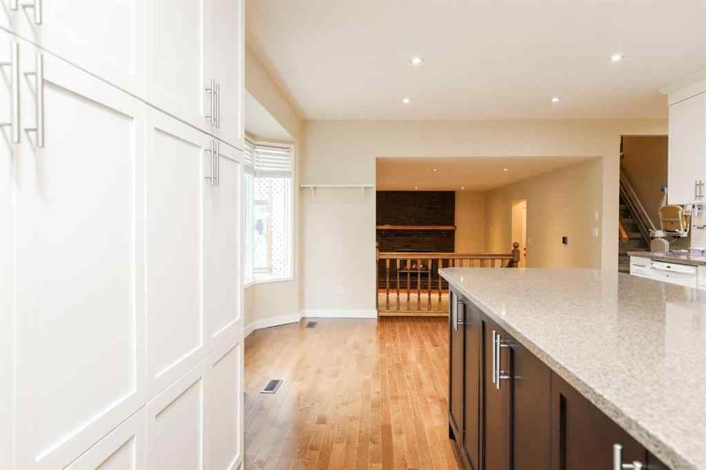 MLS® A2242130 - 3 Temple Boulevard W in Varsity Village Lethbridge, Residential