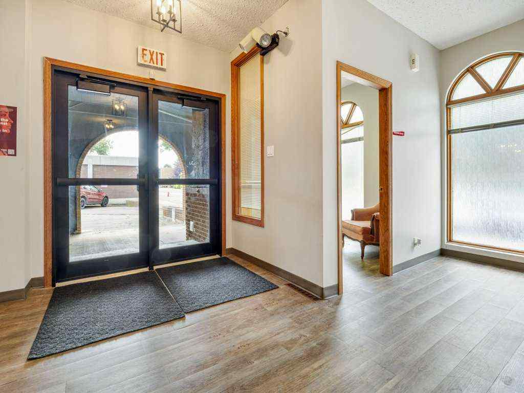 MLS® A2242135 - 327 10 Street S in Downtown Lethbridge, Commercial