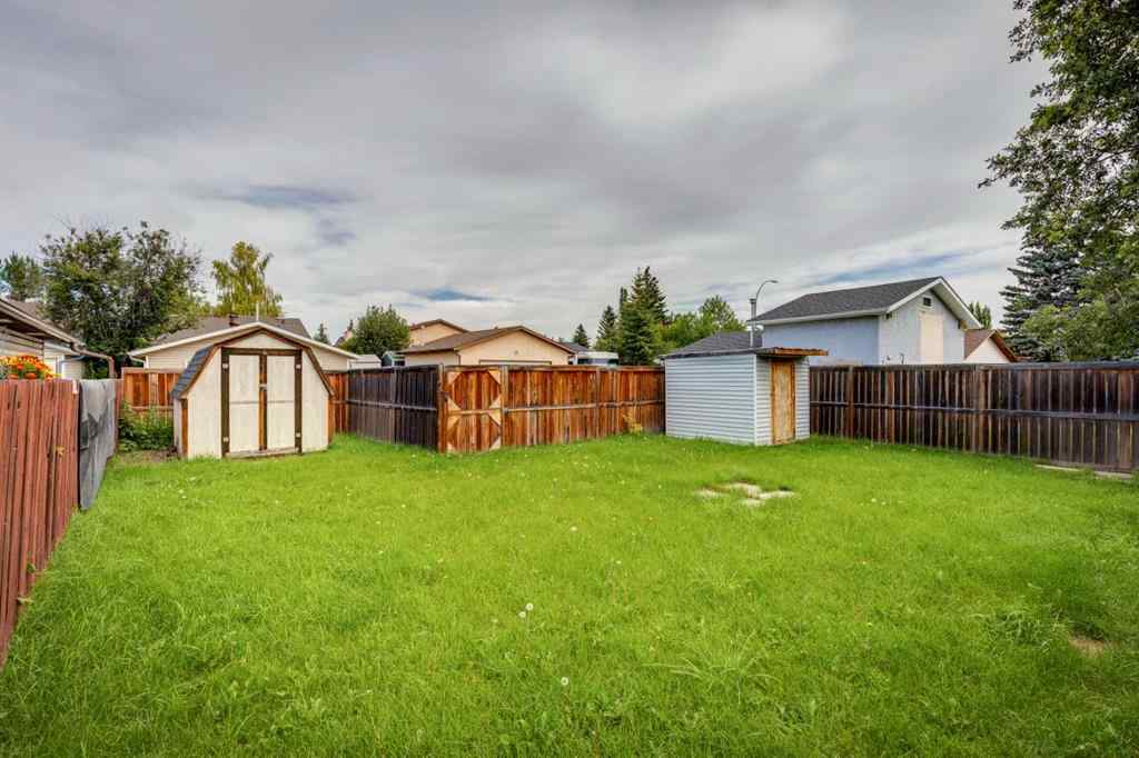 MLS® A2242142 - 228 Marquis Place SE in Meadowbrook Airdrie, Residential