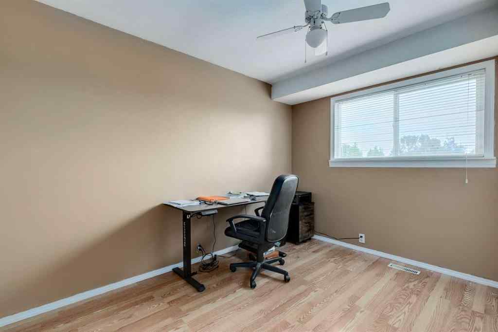 MLS® A2242142 - 228 Marquis Place SE in Meadowbrook Airdrie, Residential