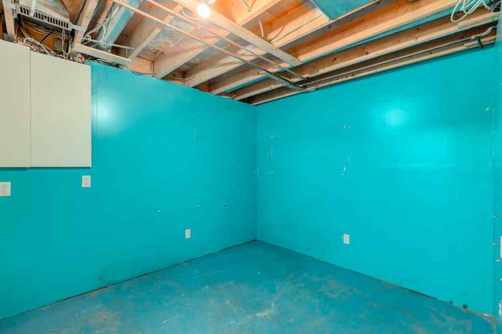 MLS® A2242142 - 228 Marquis Place SE in Meadowbrook Airdrie, Residential