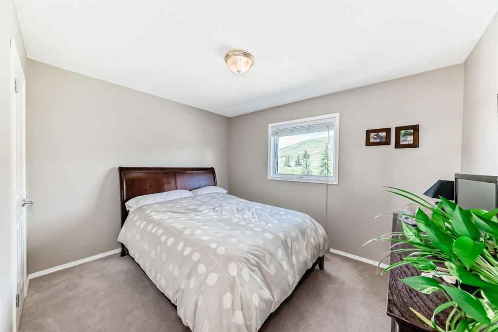MLS® A2242152 - 6 Gleneagles Close  in GlenEagles Cochrane, Residential