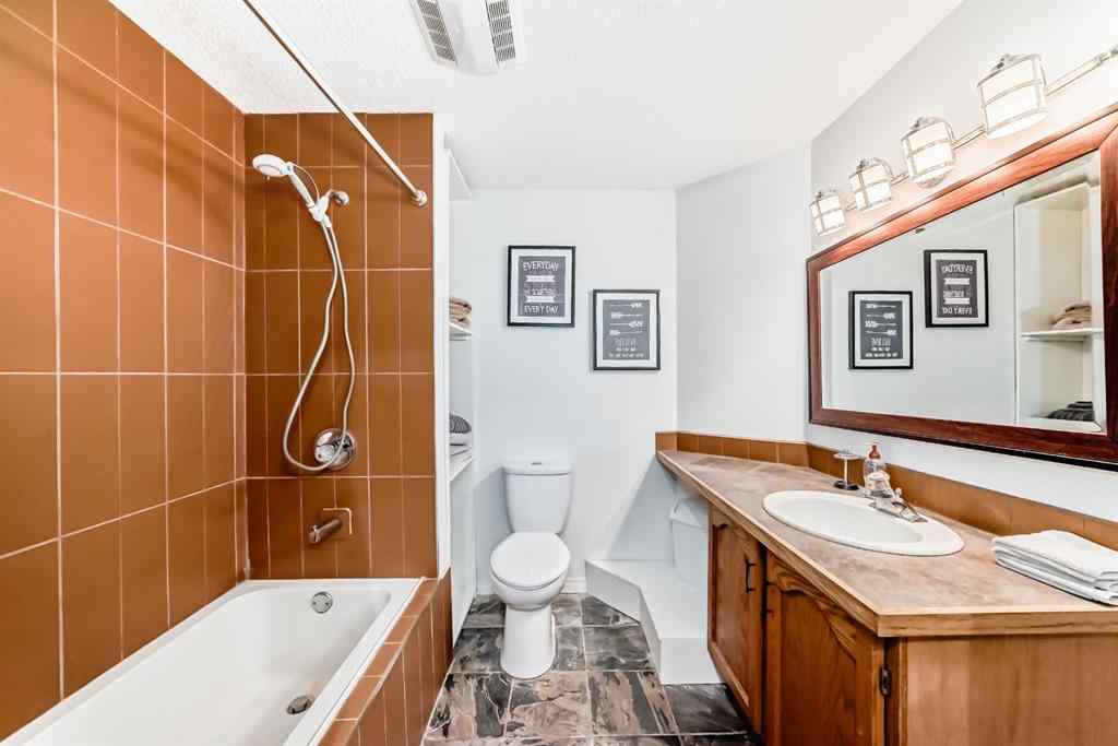 MLS® A2242152 - 6 Gleneagles Close  in GlenEagles Cochrane, Residential