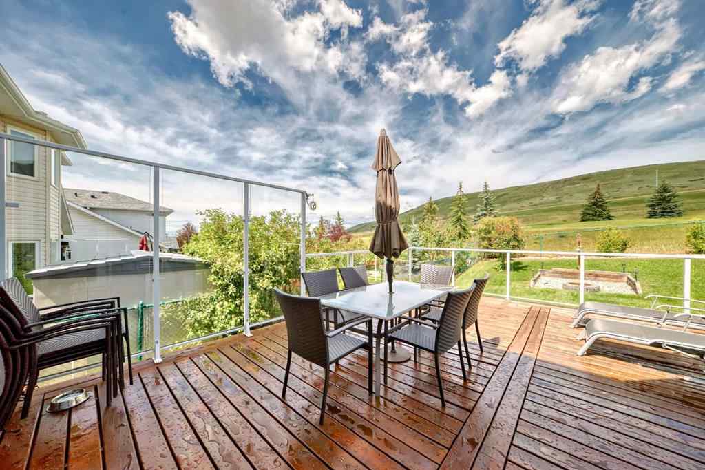 MLS® A2242152 - 6 Gleneagles Close  in GlenEagles Cochrane, Residential