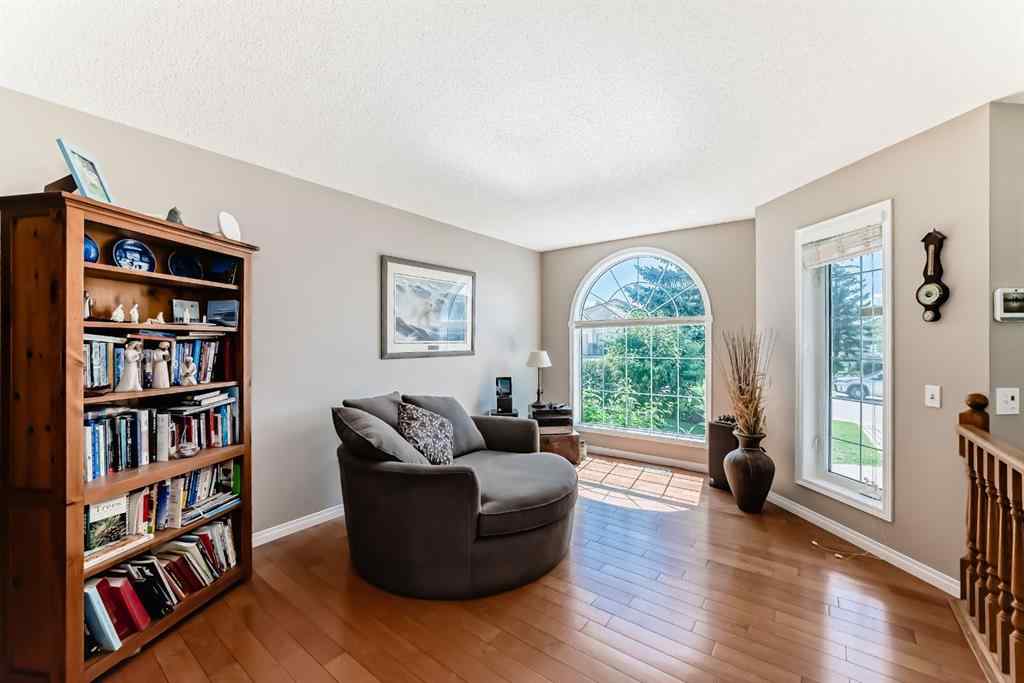 MLS® A2242152 - 6 Gleneagles Close  in GlenEagles Cochrane, Residential