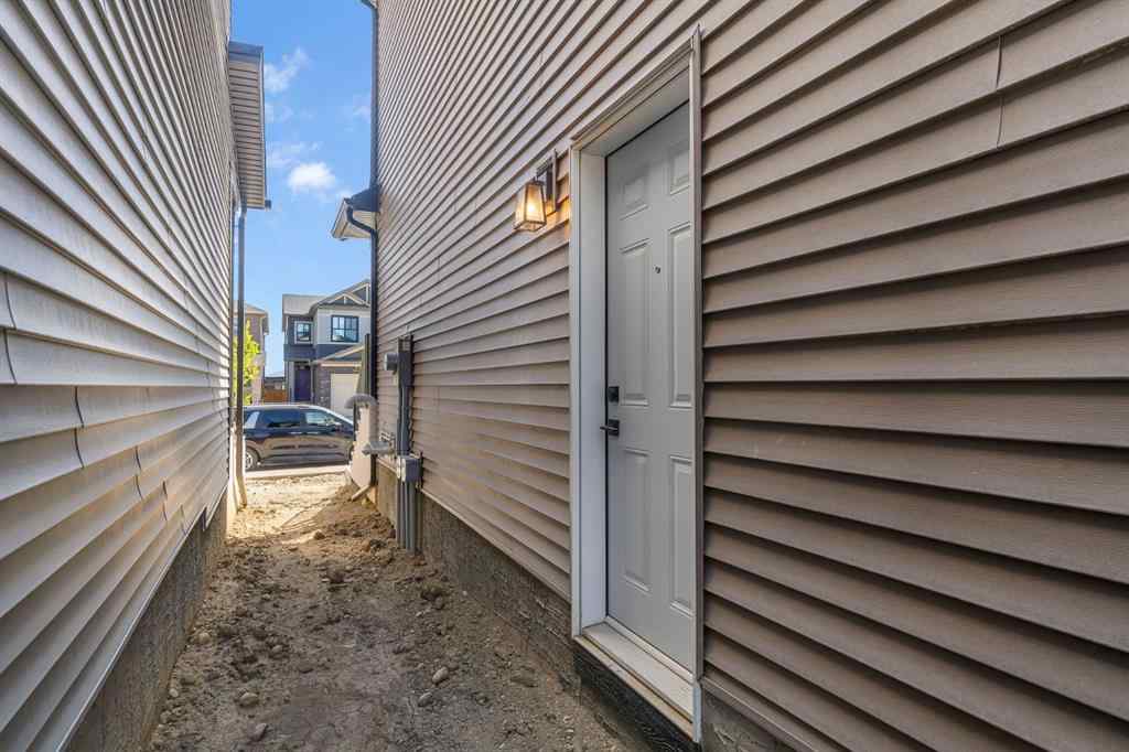 MLS® A2242156 - 218 Edith Road NW in Glacier Ridge Calgary, Residential