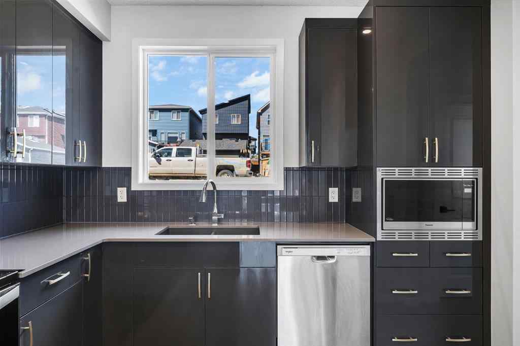 MLS® A2242156 - 218 Edith Road NW in Glacier Ridge Calgary, Residential