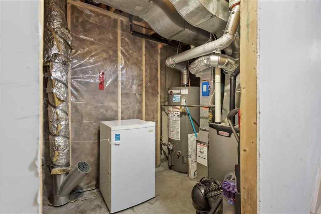 MLS® A2242161 - 40 Bergen Place NW in Beddington Heights Calgary, Residential