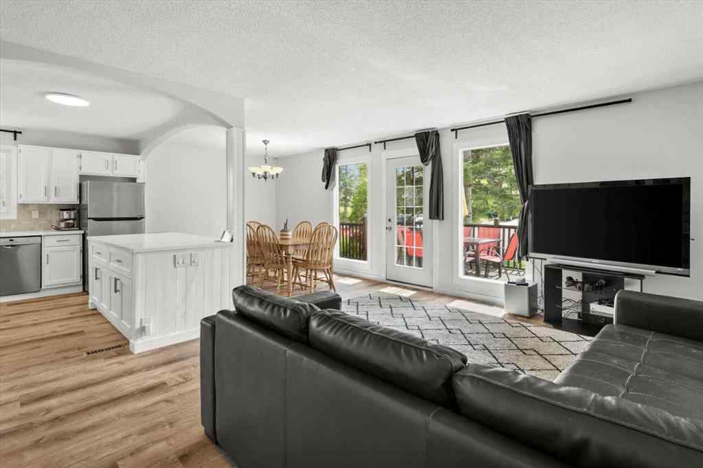 MLS® A2242161 - 40 Bergen Place NW in Beddington Heights Calgary, Residential
