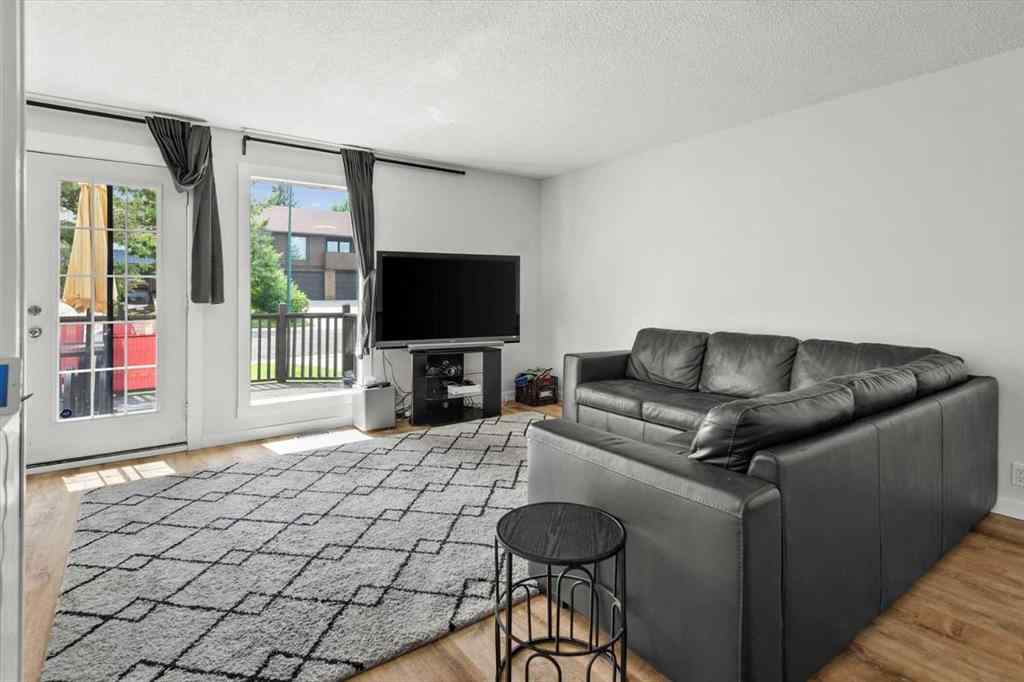 MLS® A2242161 - 40 Bergen Place NW in Beddington Heights Calgary, Residential
