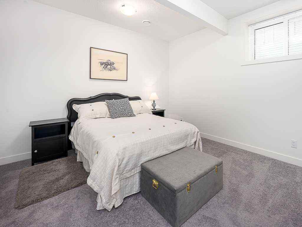 MLS® A2242163 - 125 Rockyvale Green NW in Rocky Ridge Calgary, Residential