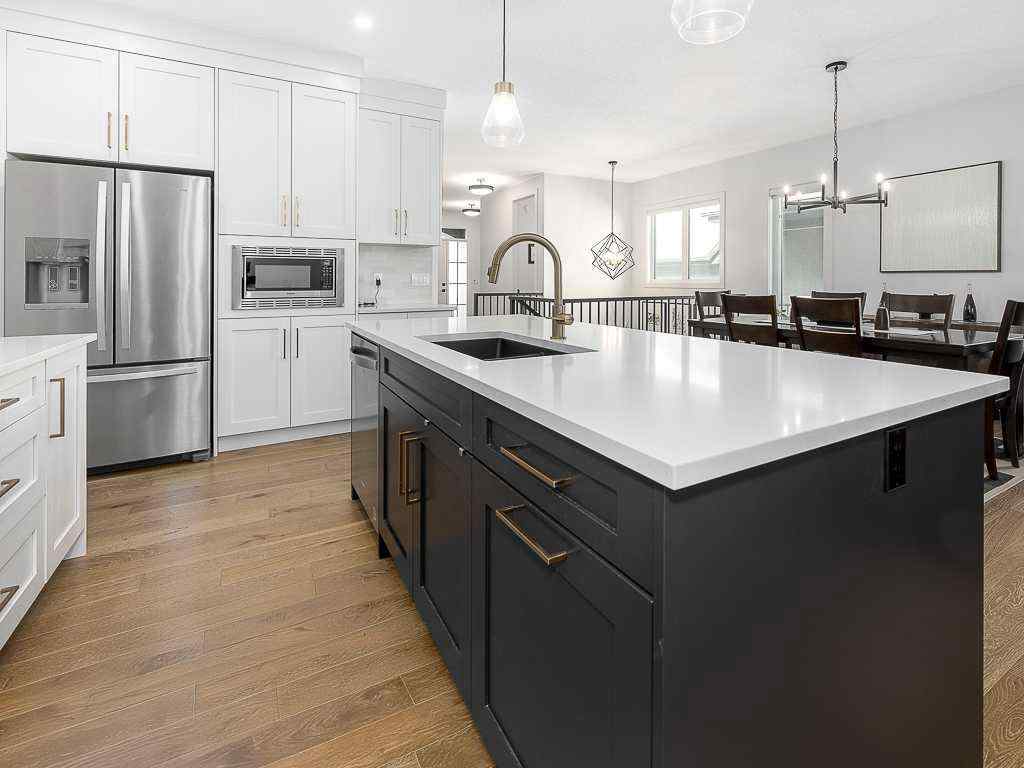 MLS® A2242163 - 125 Rockyvale Green NW in Rocky Ridge Calgary, Residential