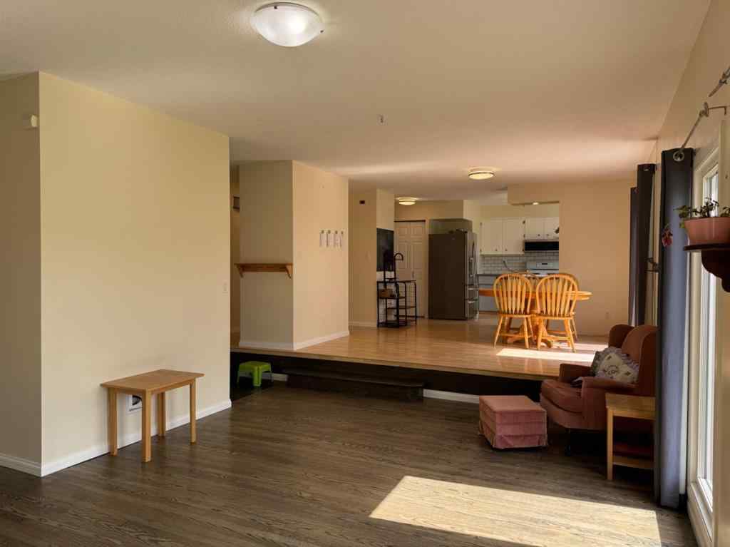 MLS® A2242178 - 11721 103 Avenue  in NONE Fairview, Residential