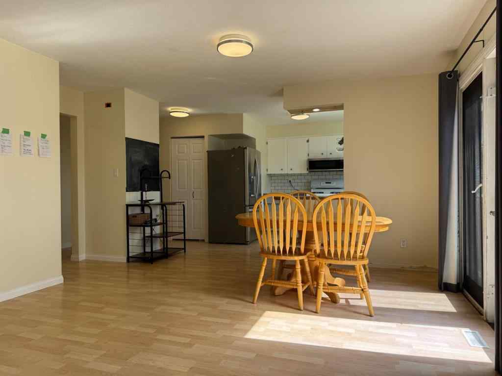 MLS® A2242178 - 11721 103 Avenue  in NONE Fairview, Residential