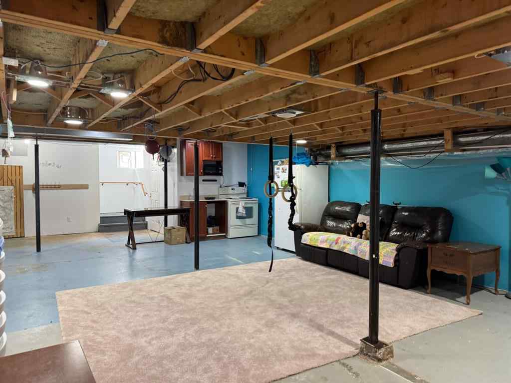 MLS® A2242178 - 11721 103 Avenue  in NONE Fairview, Residential