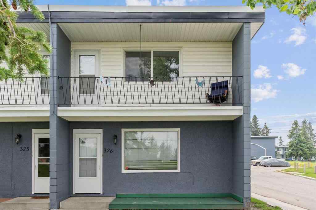 MLS® A2242179 - Unit #326 2211 19 Street NE in Vista Heights Calgary, Residential