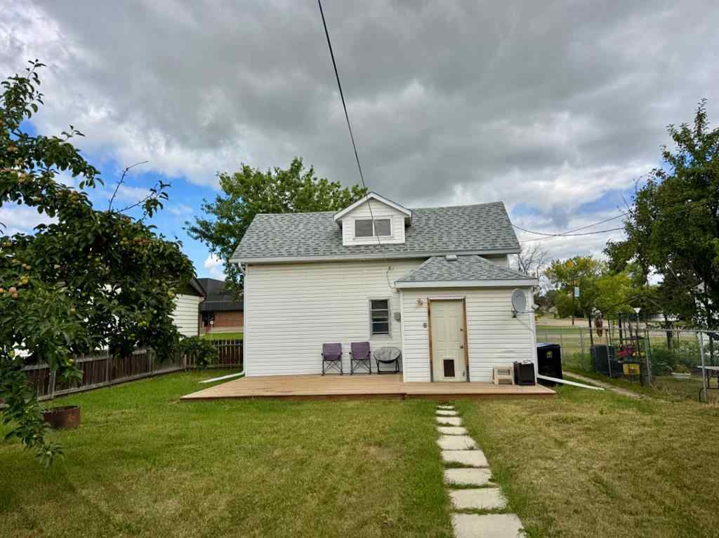 MLS® A2242189 - 11205 103 Avenue  in NONE Fairview, Residential