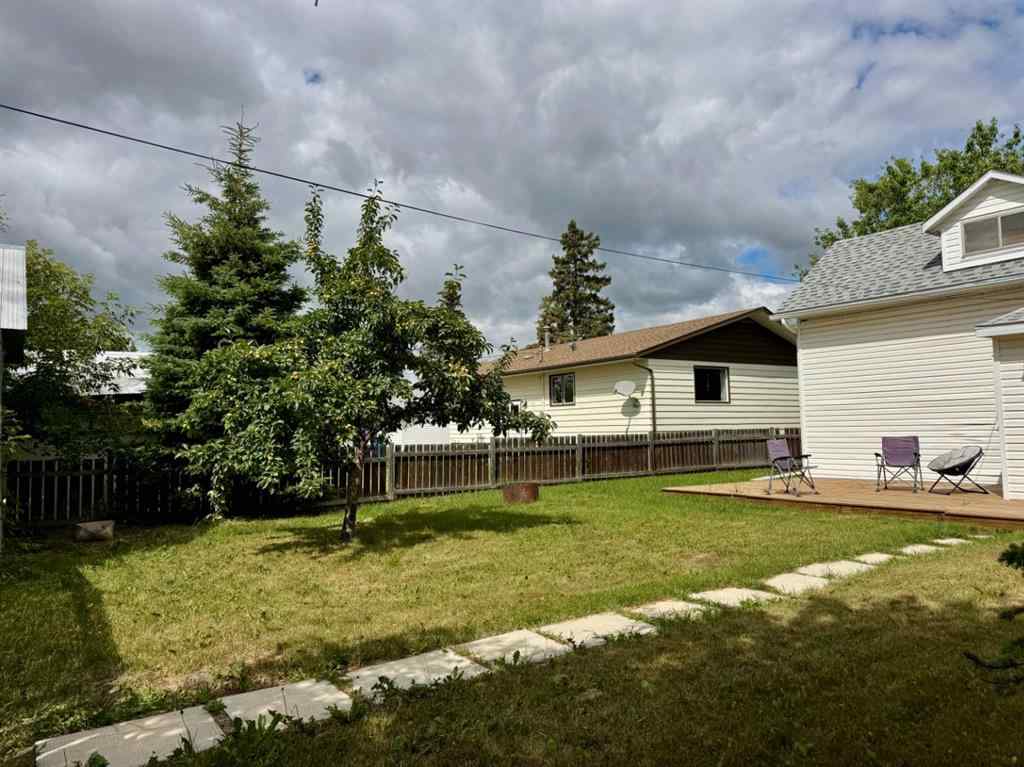 MLS® A2242189 - 11205 103 Avenue  in NONE Fairview, Residential