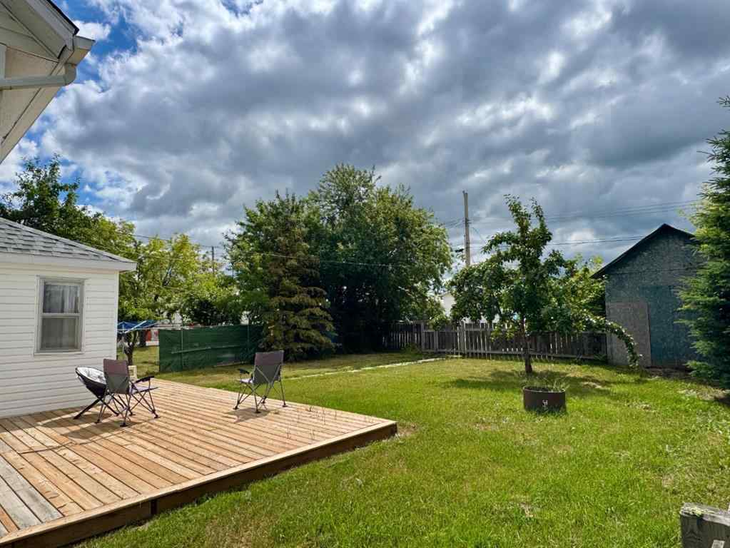 MLS® A2242189 - 11205 103 Avenue  in NONE Fairview, Residential