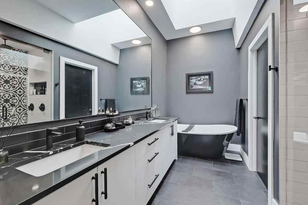MLS® A2242191 - 1440 26A Street SW in Shaganappi Calgary, Residential