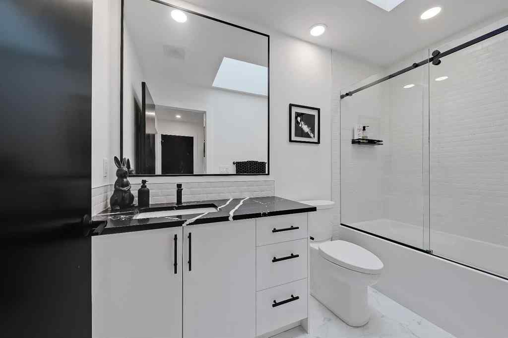MLS® A2242191 - 1440 26A Street SW in Shaganappi Calgary, Residential