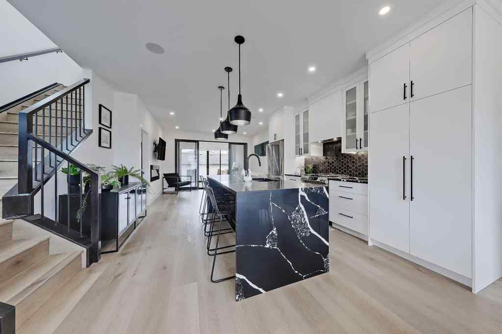 MLS® A2242191 - 1440 26A Street SW in Shaganappi Calgary, Residential