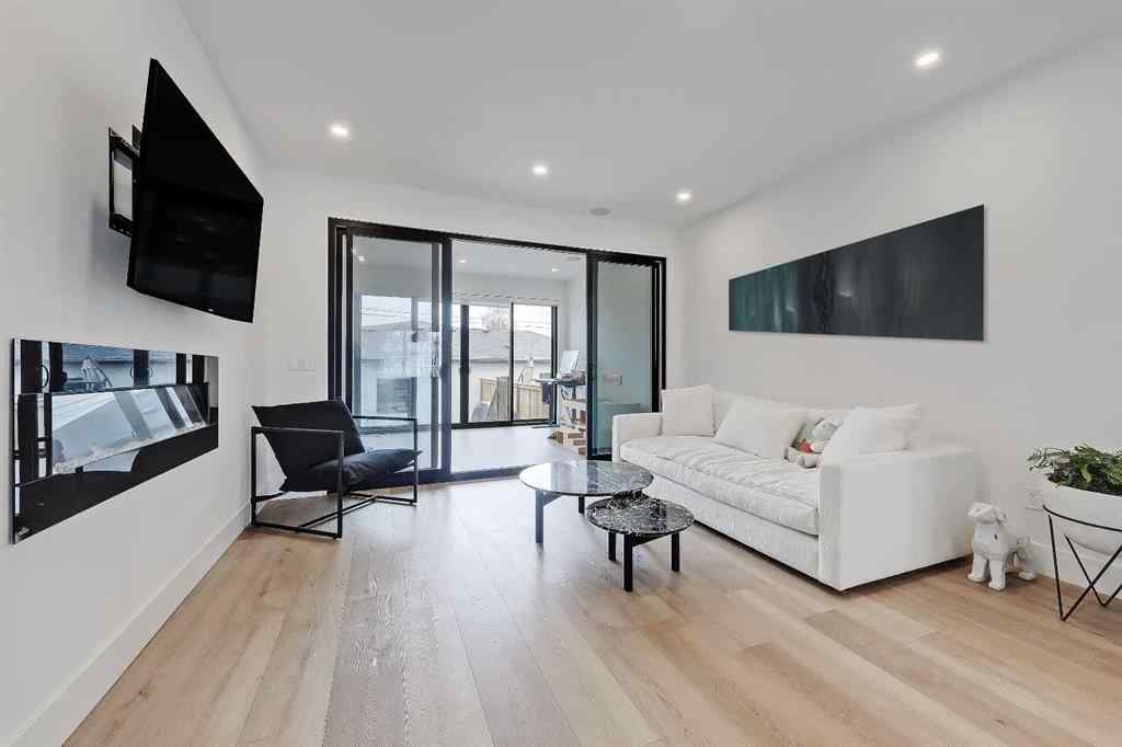 MLS® A2242191 - 1440 26A Street SW in Shaganappi Calgary, Residential