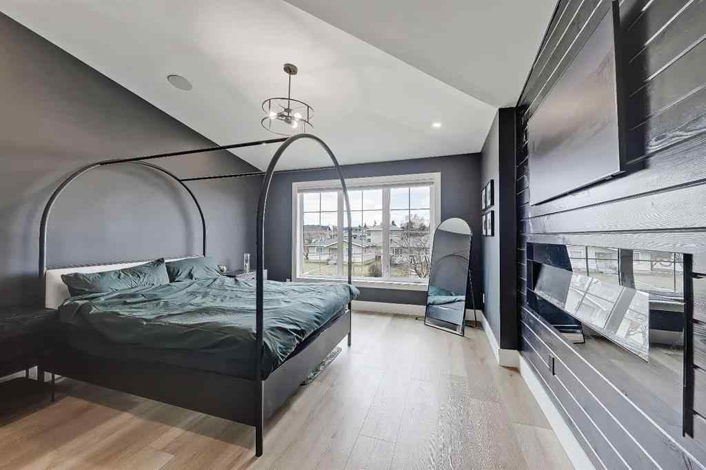 MLS® A2242191 - 1440 26A Street SW in Shaganappi Calgary, Residential