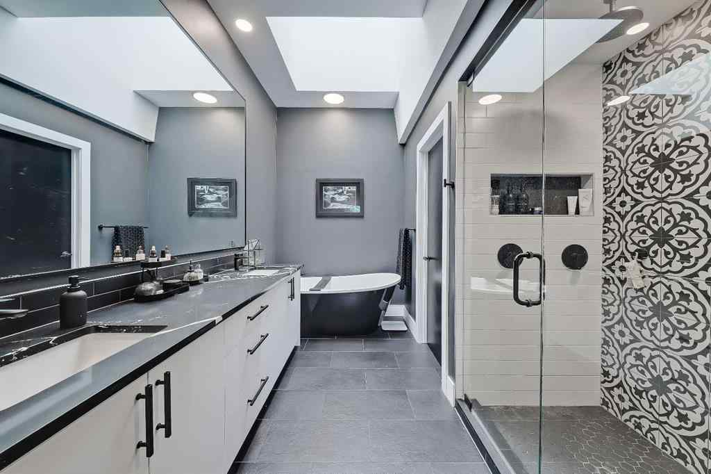 MLS® A2242191 - 1440 26A Street SW in Shaganappi Calgary, Residential