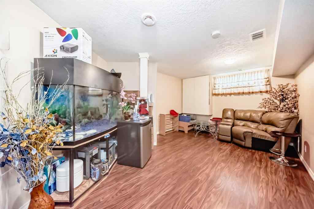 MLS® A2242202 - 197 West Creek Boulevard  in Rainbow Falls Chestermere, Residential