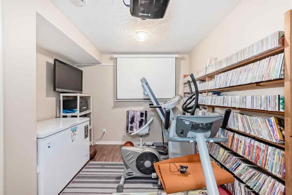 MLS® A2242202 - 197 West Creek Boulevard  in Rainbow Falls Chestermere, Residential
