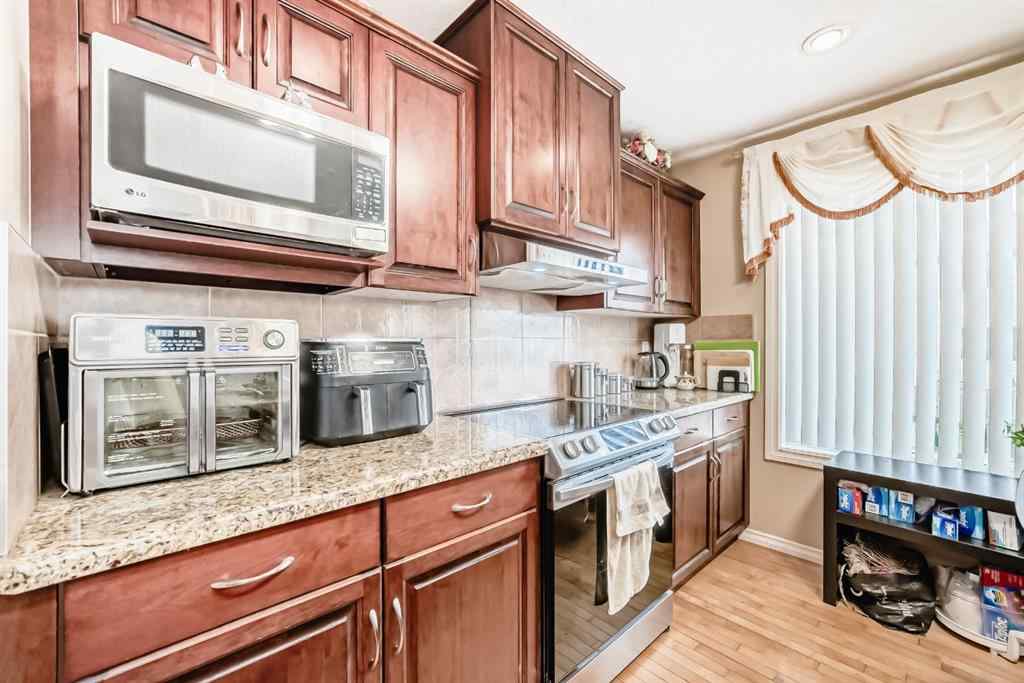 MLS® A2242202 - 197 West Creek Boulevard  in Rainbow Falls Chestermere, Residential