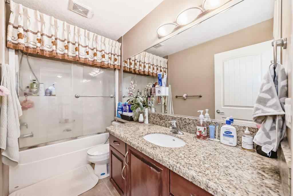 MLS® A2242202 - 197 West Creek Boulevard  in Rainbow Falls Chestermere, Residential
