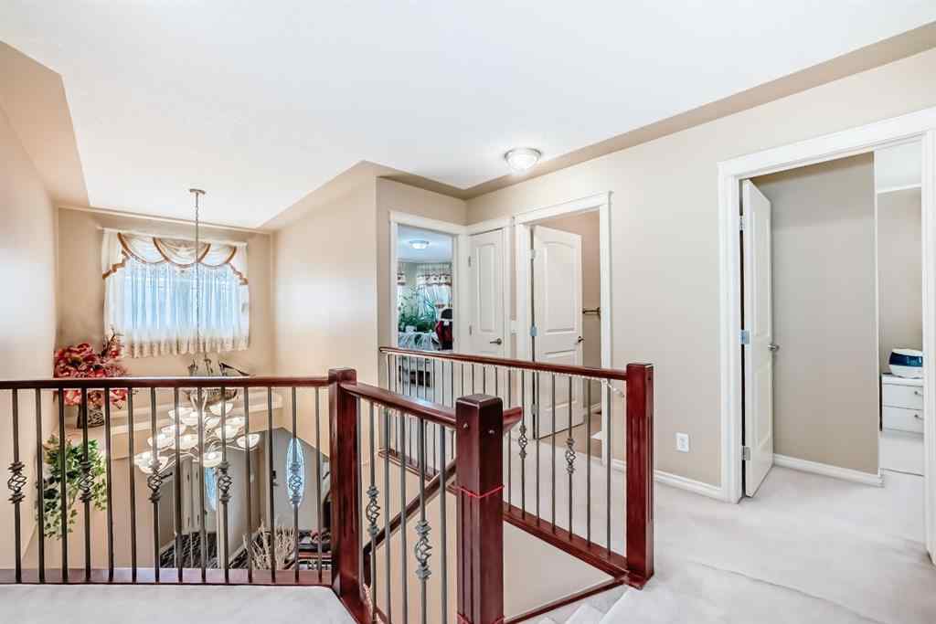 MLS® A2242202 - 197 West Creek Boulevard  in Rainbow Falls Chestermere, Residential