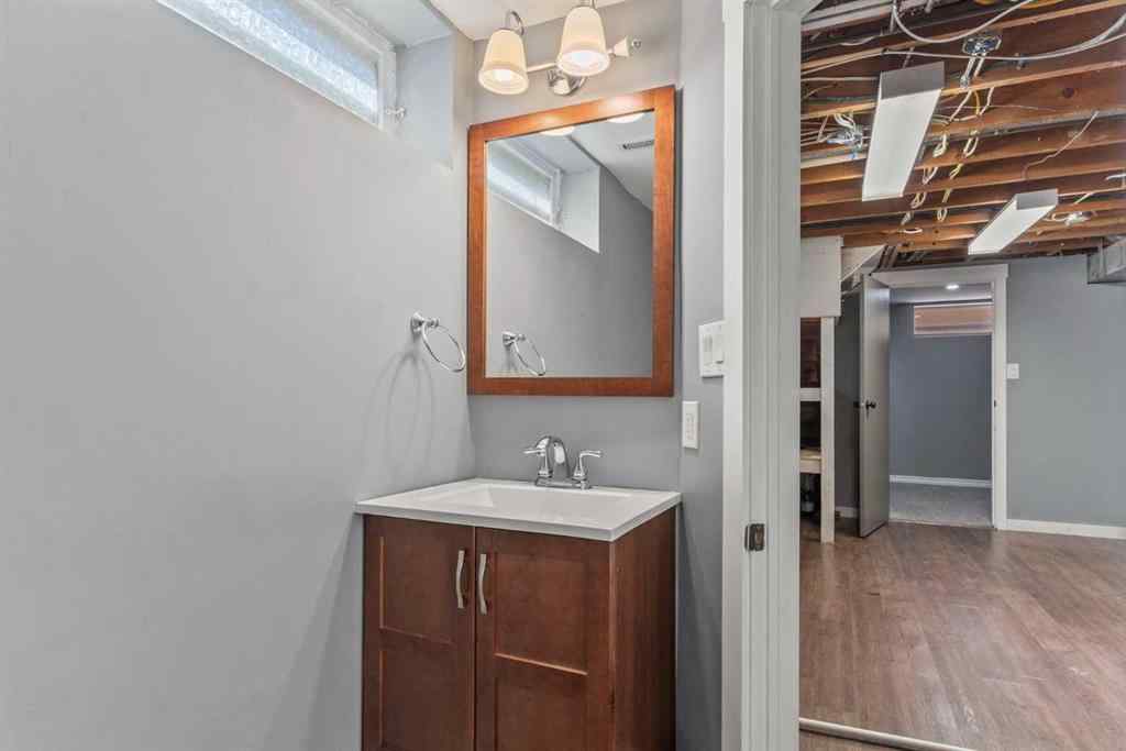 MLS® A2242215 - 7424 Fleetwood Drive SE in Fairview Calgary, Residential