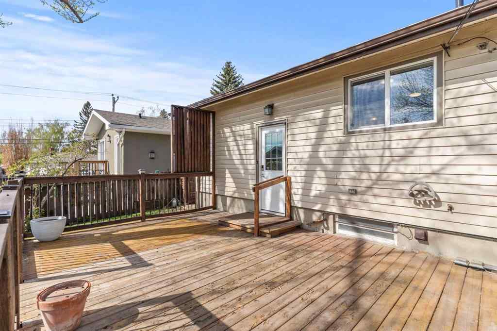 MLS® A2242215 - 7424 Fleetwood Drive SE in Fairview Calgary, Residential