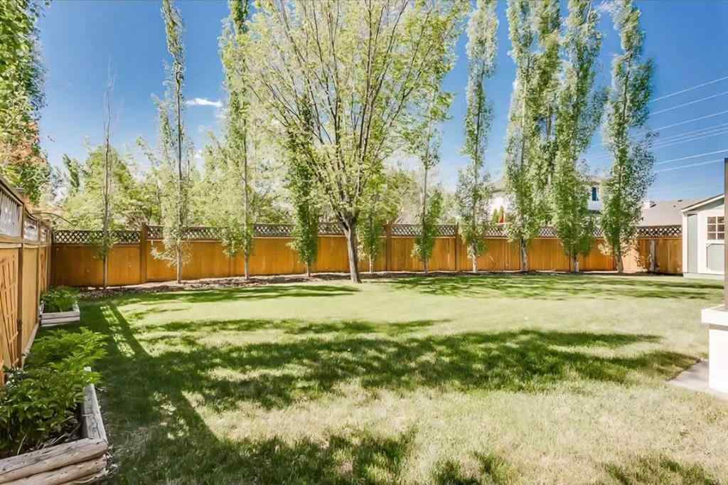 MLS® A2242219 - 249 West Lakeview Place  in Lakeview Landing Chestermere, Residential