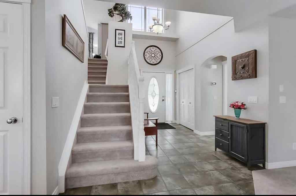 MLS® A2242219 - 249 West Lakeview Place  in Lakeview Landing Chestermere, Residential